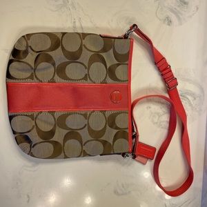 Coach, Medium, Crossbody Purse. Tan/Coral